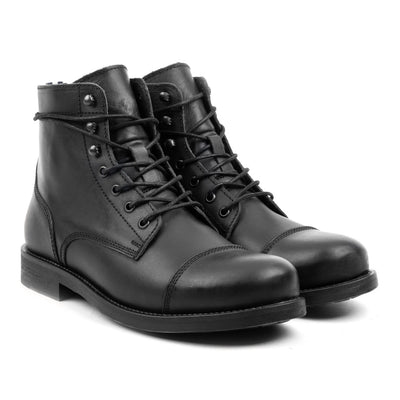 BERET TOE CAP BOOT Black Waxy Leather