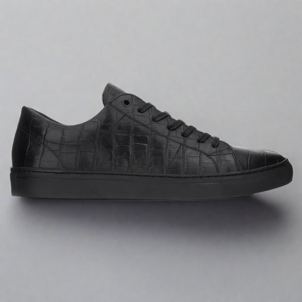 Velo Sneaker Eco Coda Cuir en relief noir