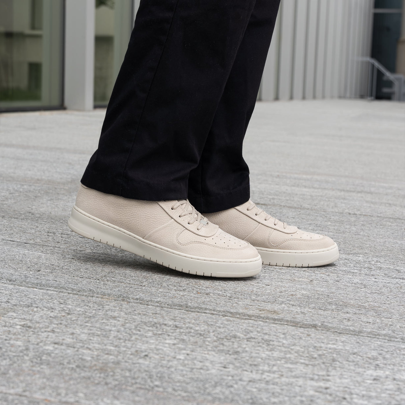 Hinson Bennet Sonder Eight Beige Nubuck - ALPINA BRANDS